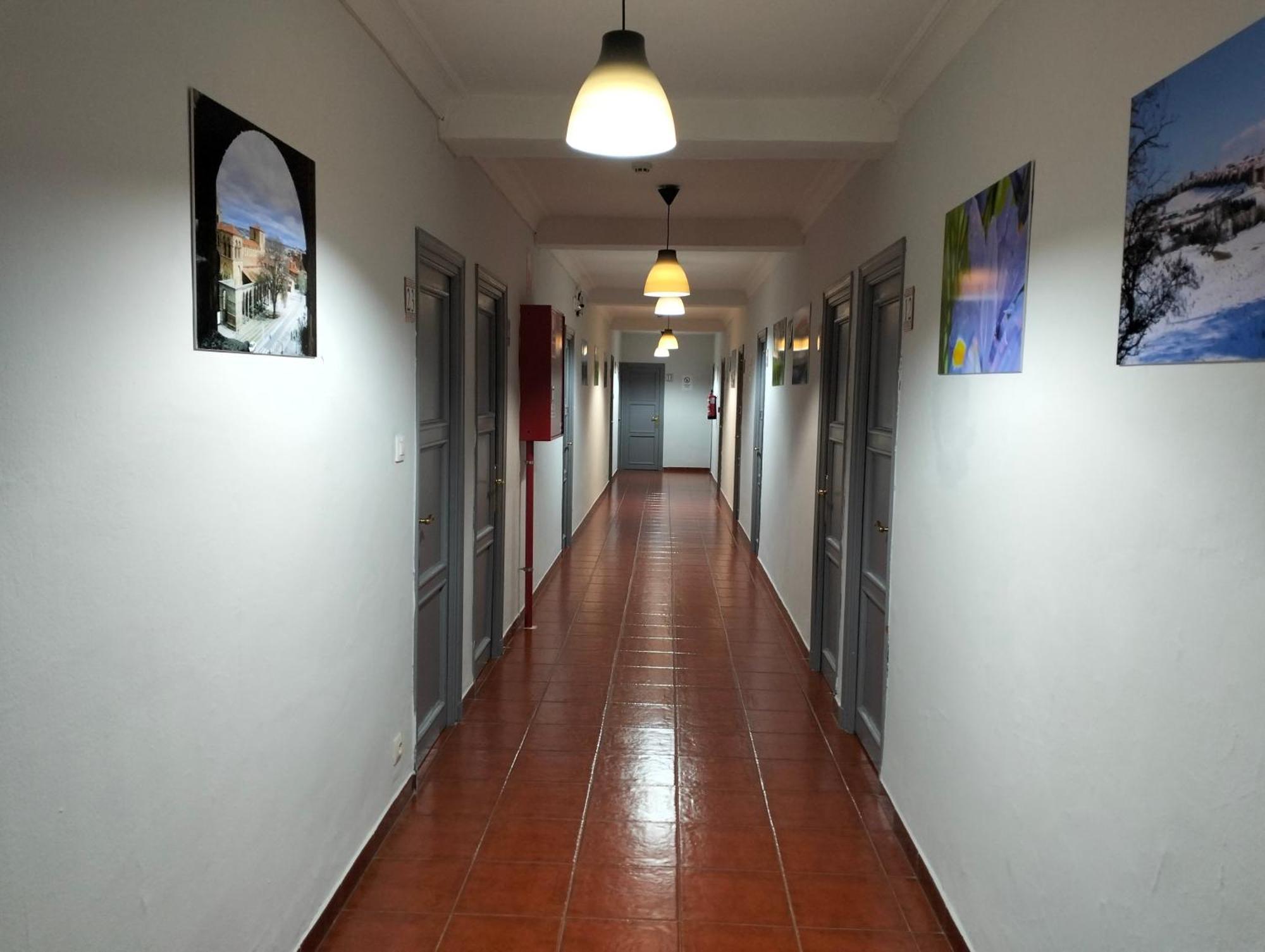 Hostal La Estacion Авила Экстерьер фото